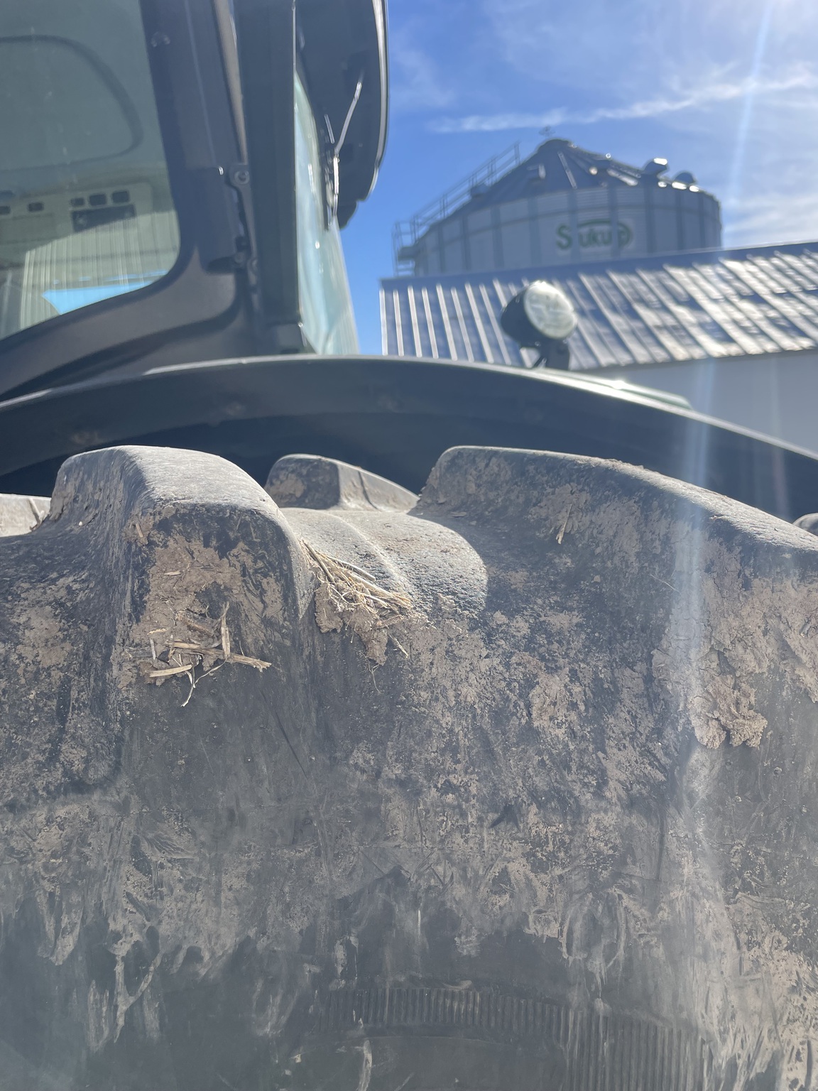 2020 John Deere 8370R Image 17