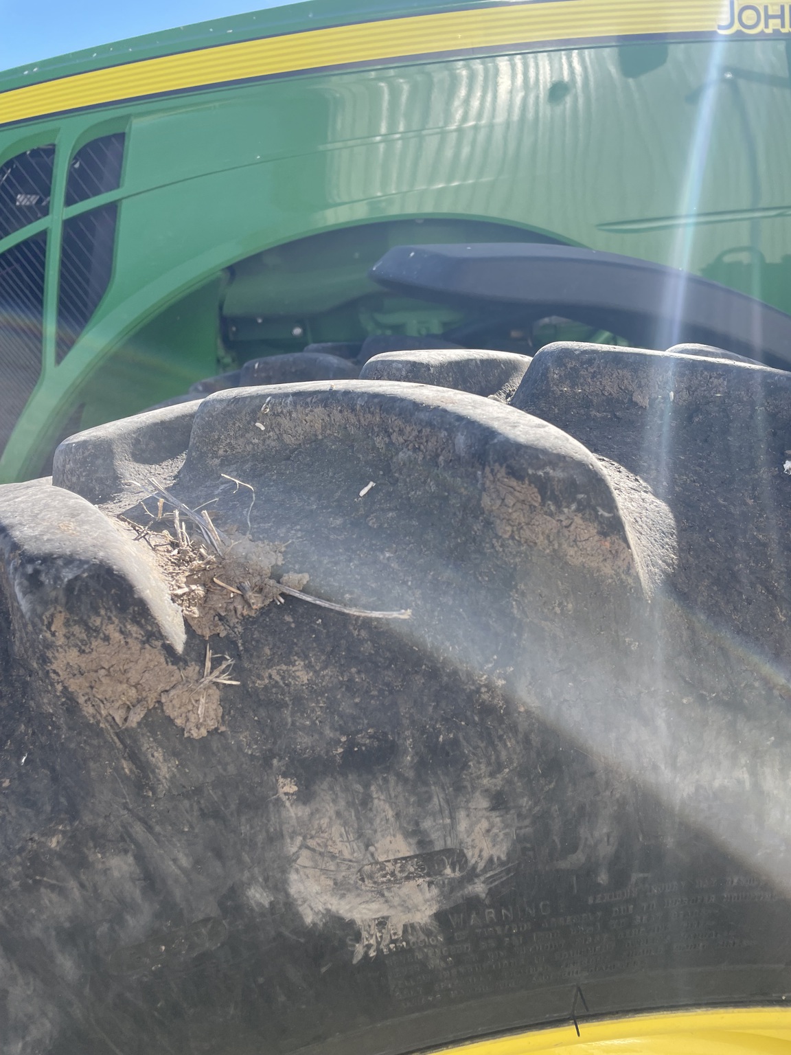 2020 John Deere 8370R Image 16