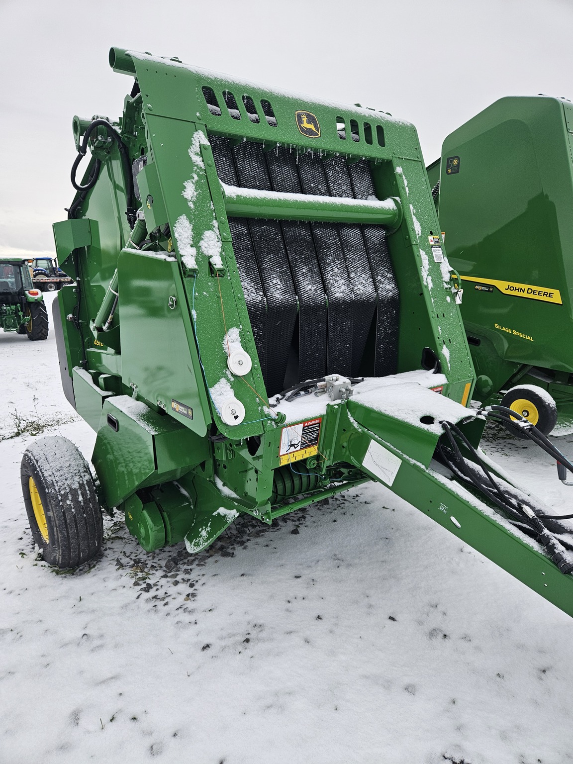 2024 John Deere 451E Image 2