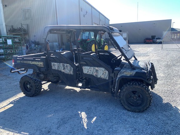 2017 John Deere 825M S4 Photo 4