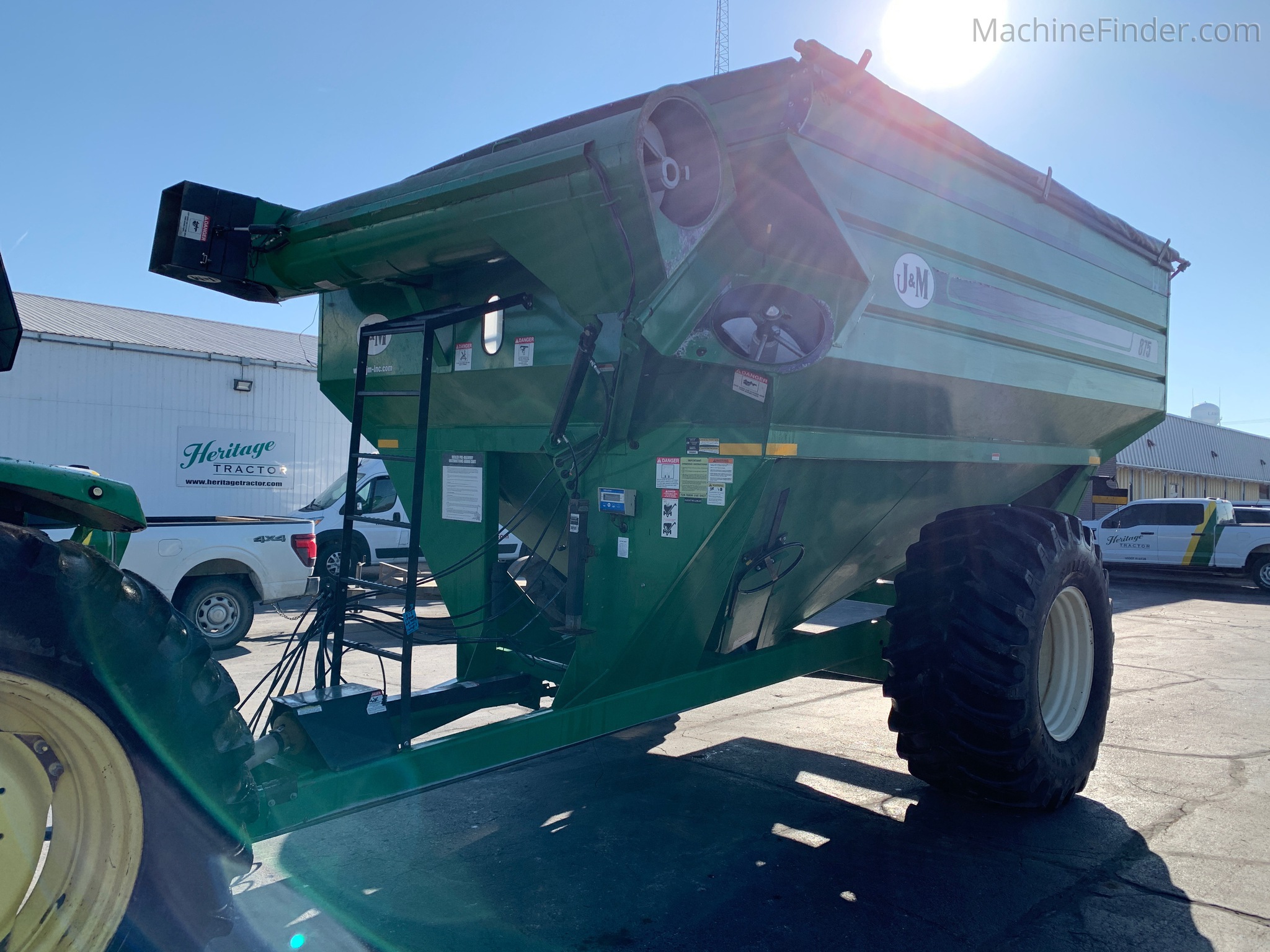 2016 J&M 875-18 | Grain Carts | MachineFinder