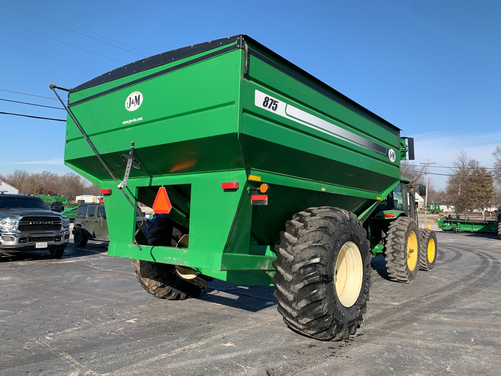  2016 J&M 875-18 at Heritage Tractor in Lamar, MO