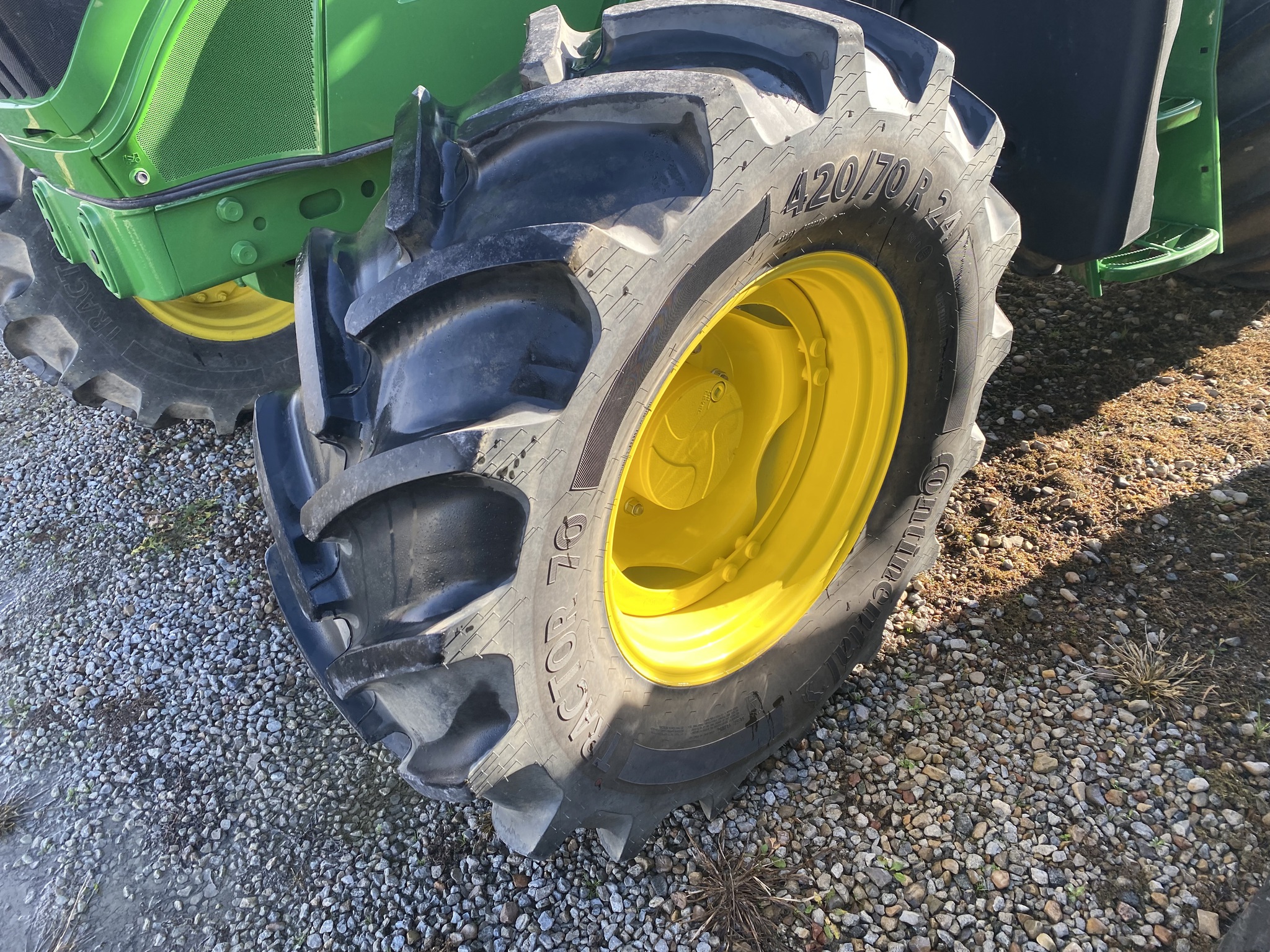 2025 John Deere 6130M Image 9