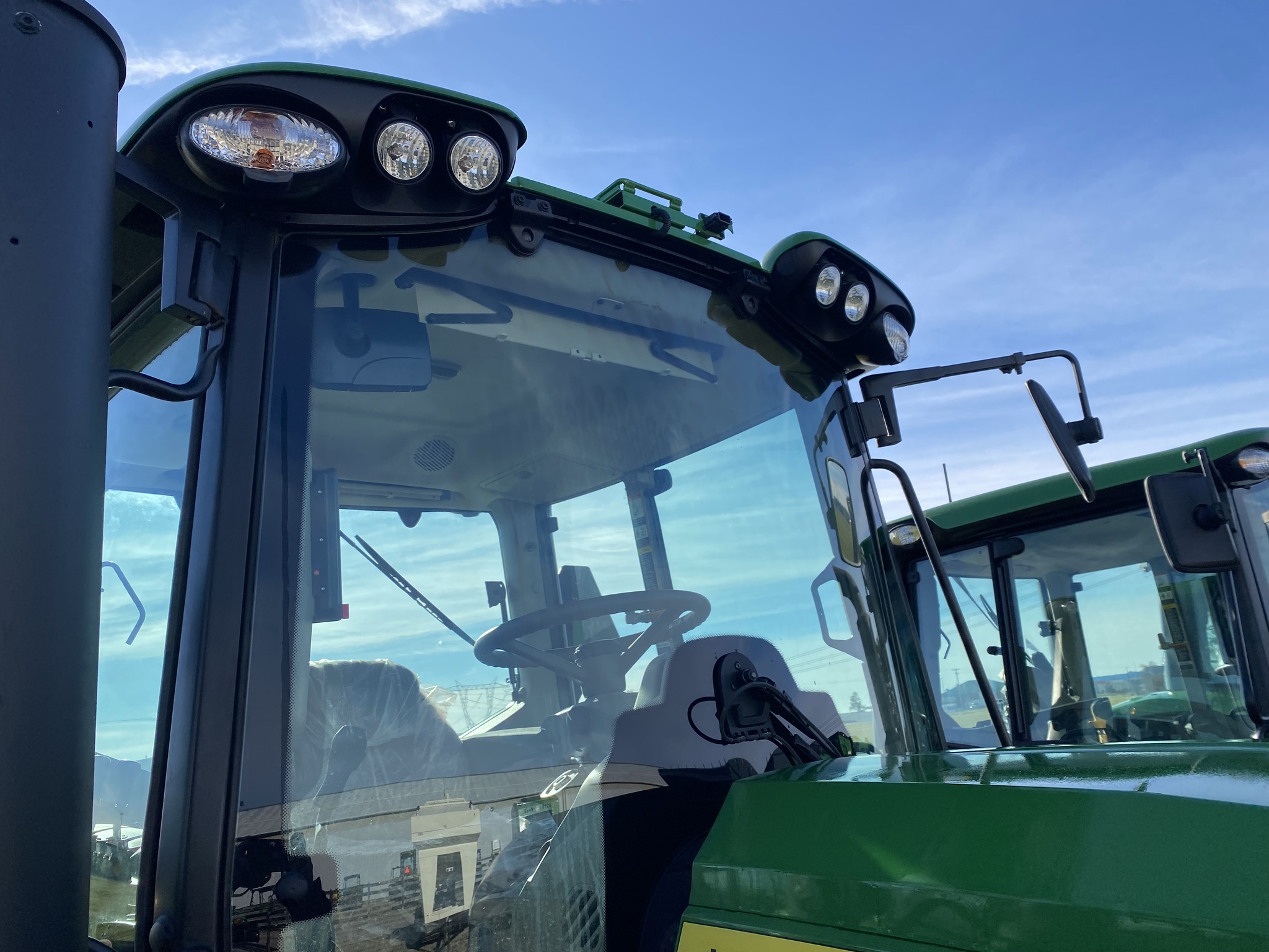 2025 John Deere 6130M Image 3
