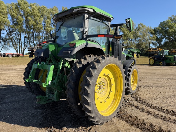 2025 John Deere 7R 230 - Photo3