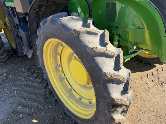 2025 John Deere 7R 230 - Photo13