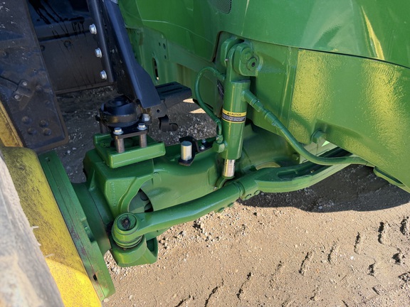 2025 John Deere 7R 230 - Photo14