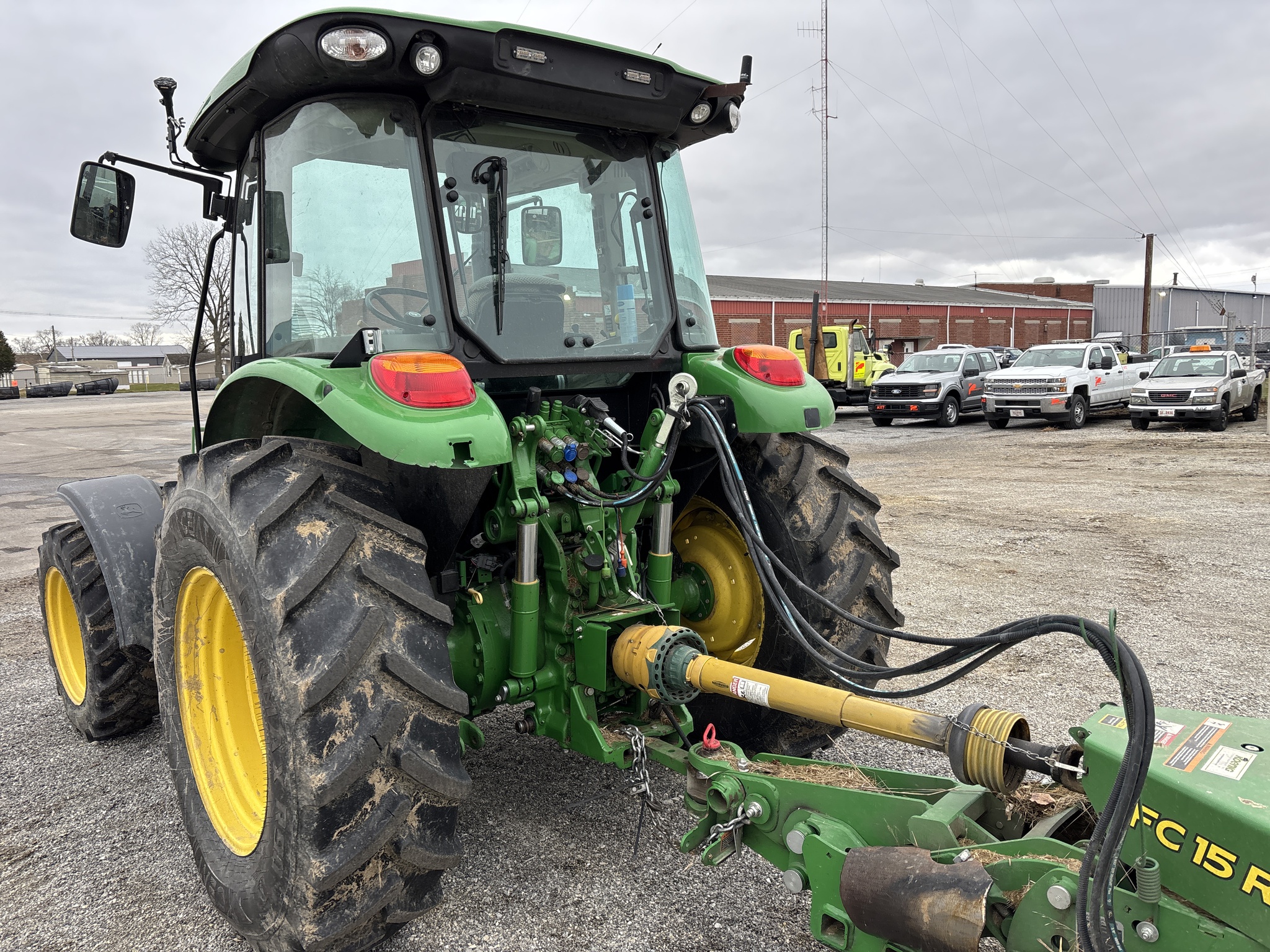 Used 2022 John Deere 5115M Utility Tractors at Koenig Equipment in Anna, OH - PhotoXL3