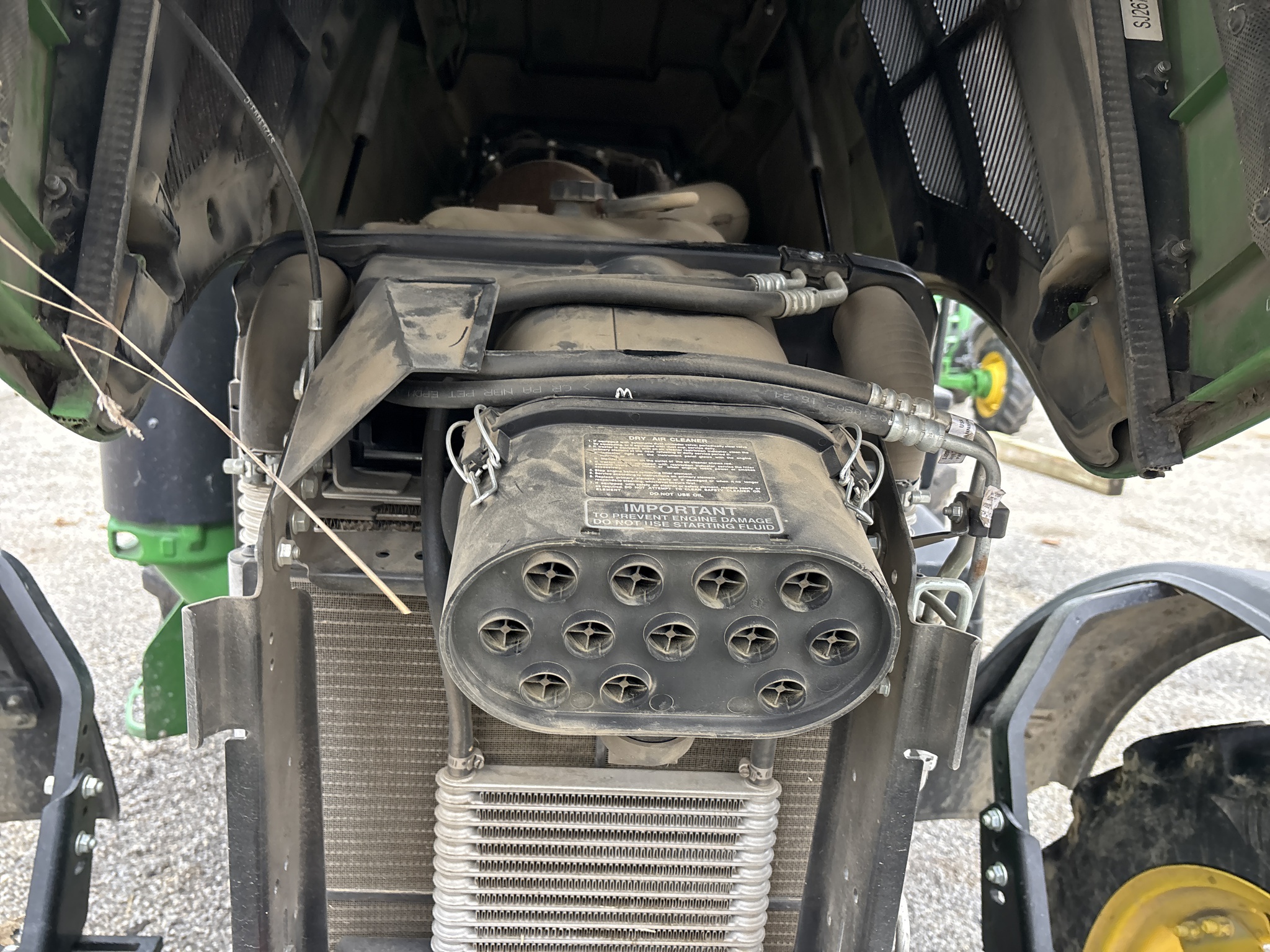 Used 2022 John Deere 5115M Utility Tractors at Koenig Equipment in Anna, OH - PhotoXL13