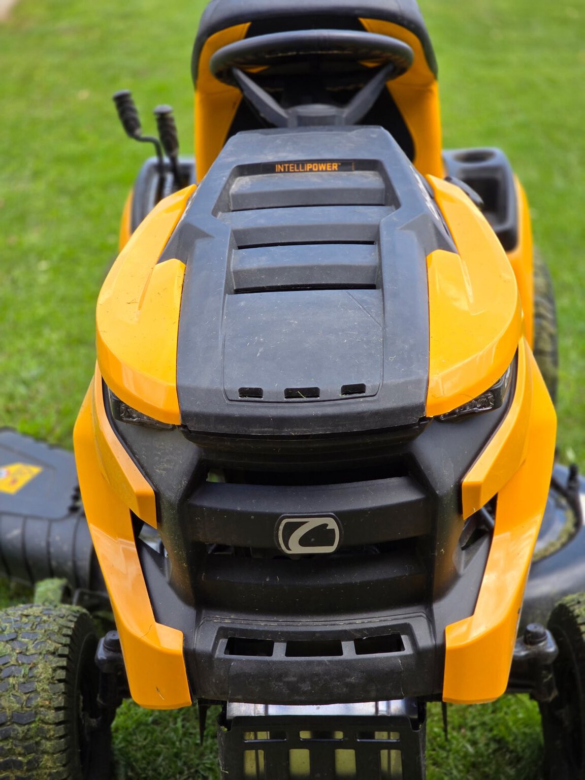 2023 Cub Cadet LT42 Image 3