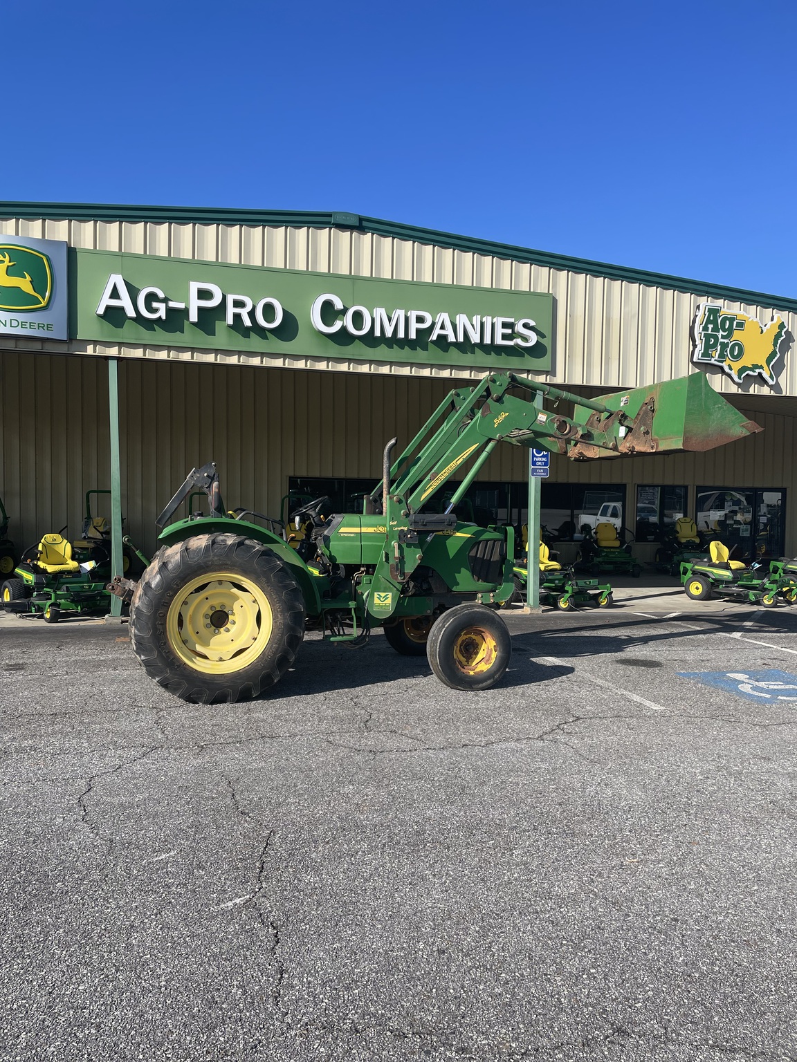 2006 John Deere 5425 Image 1