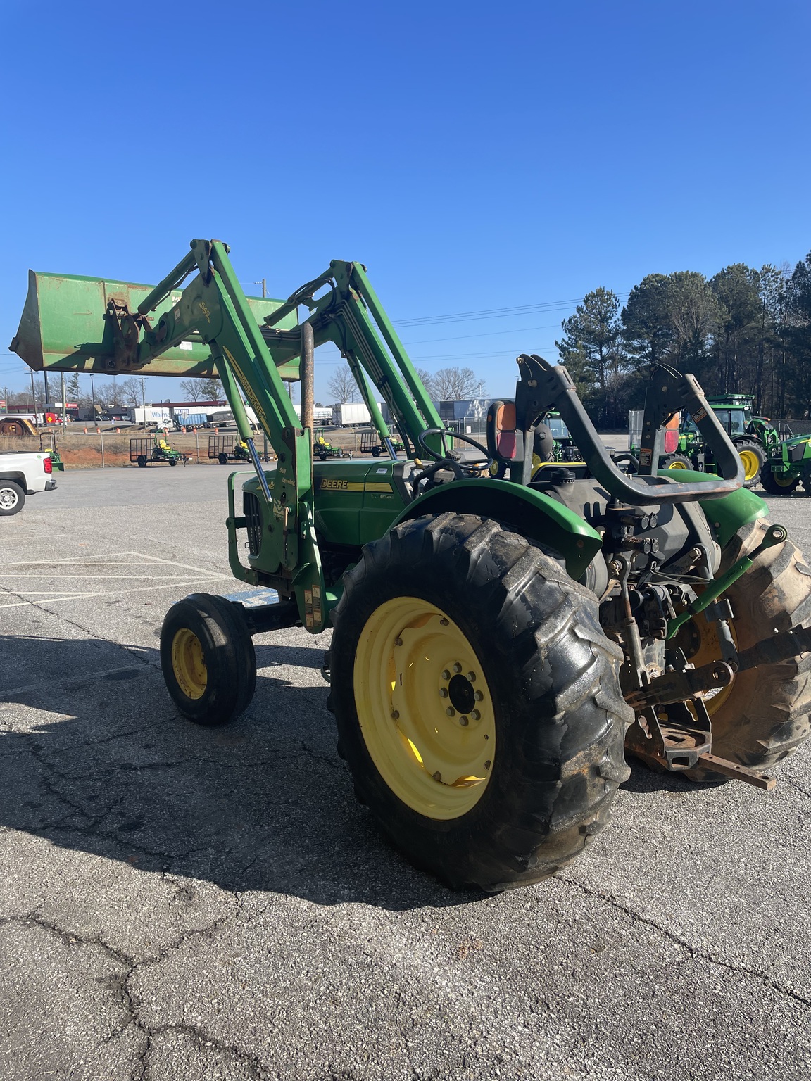 2006 John Deere 5425 Image 2