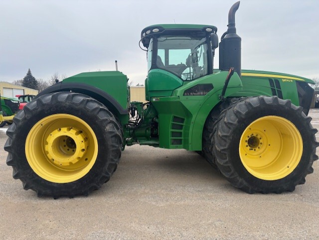 2016 John Deere 9570R Image 12