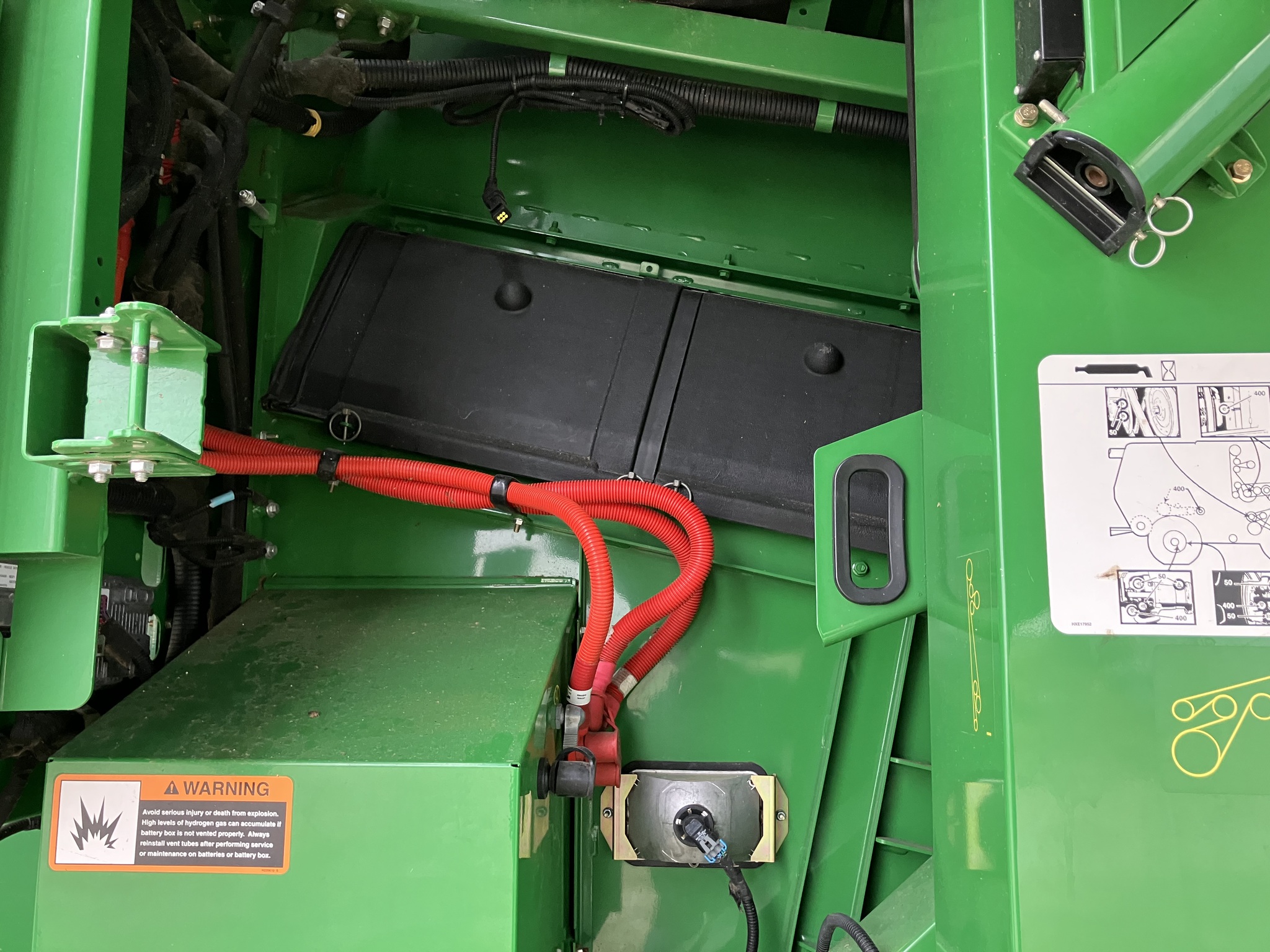 2014 John Deere S660 Image 9