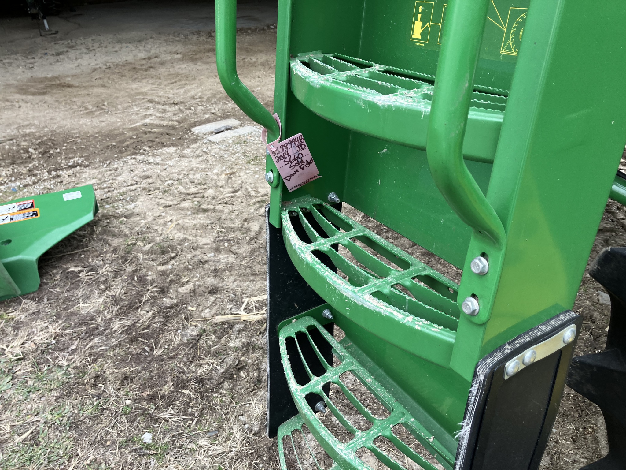 2014 John Deere S660 Image 12