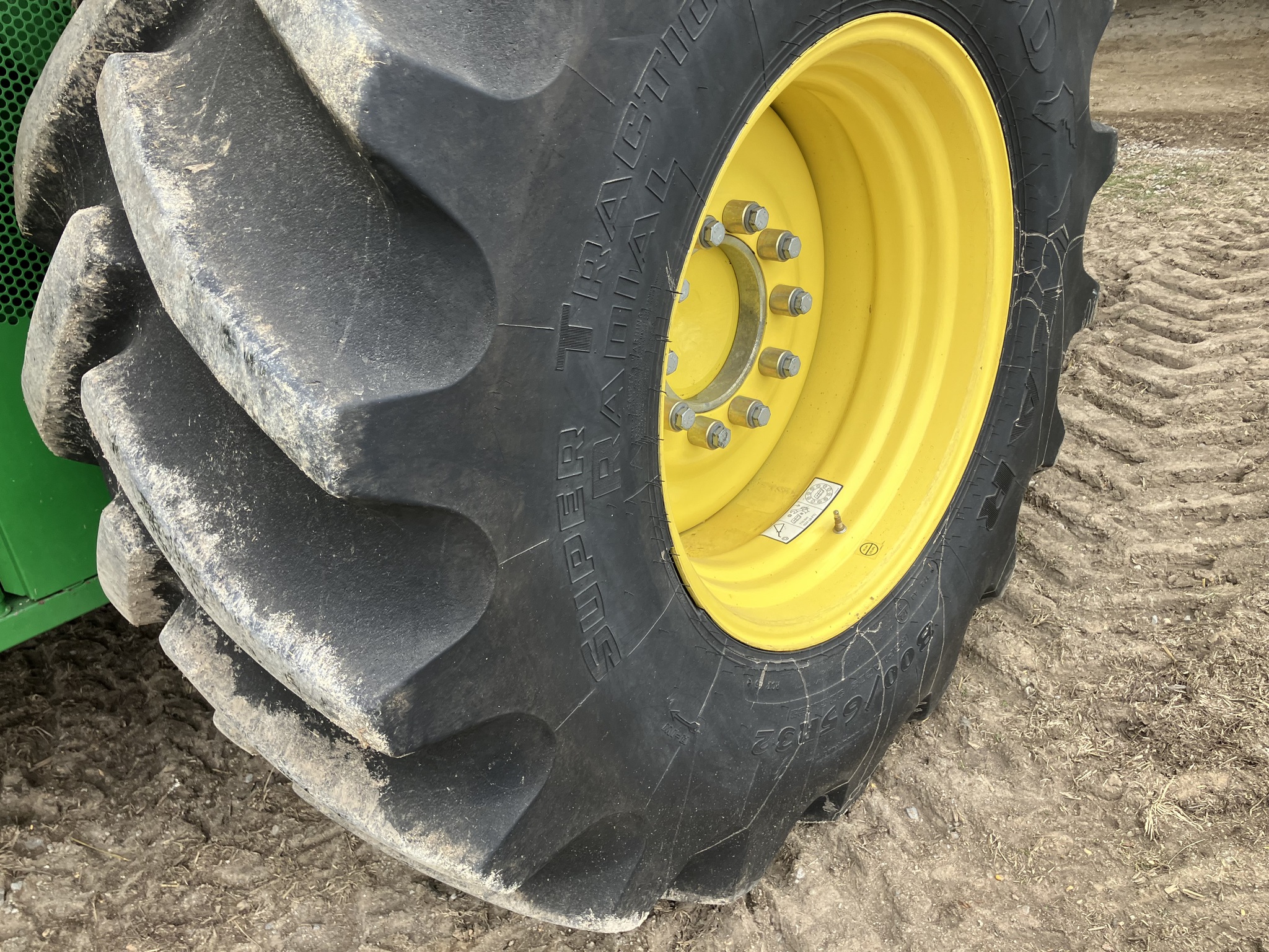 2014 John Deere S660 Image 14