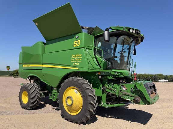  John Deere S770