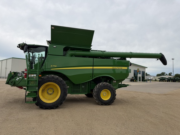 2024 John Deere S770 - Photo6