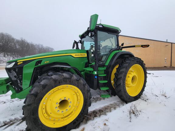 2025 John Deere 8R 370 - Photo5