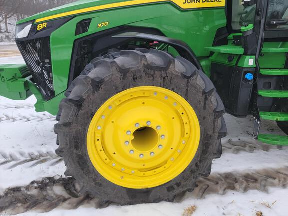 2025 John Deere 8R 370 - Photo9