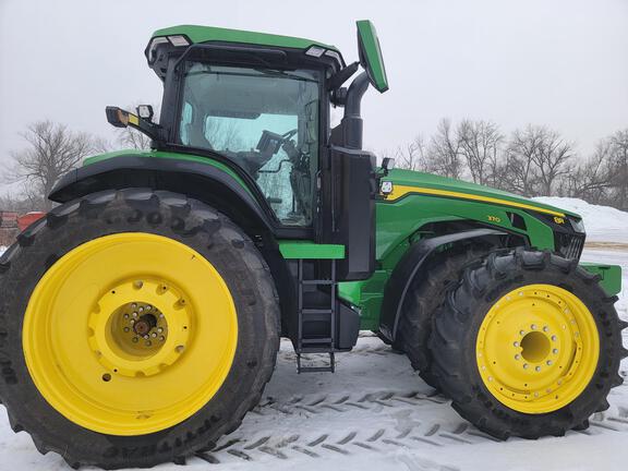 2025 John Deere 8R 370 - Photo13