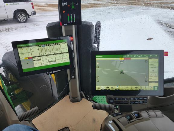 2025 John Deere 8R 370 - Photo23