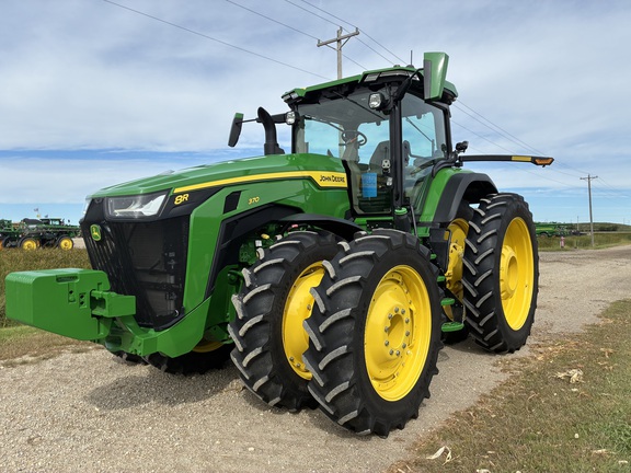 John Deere 8R 370