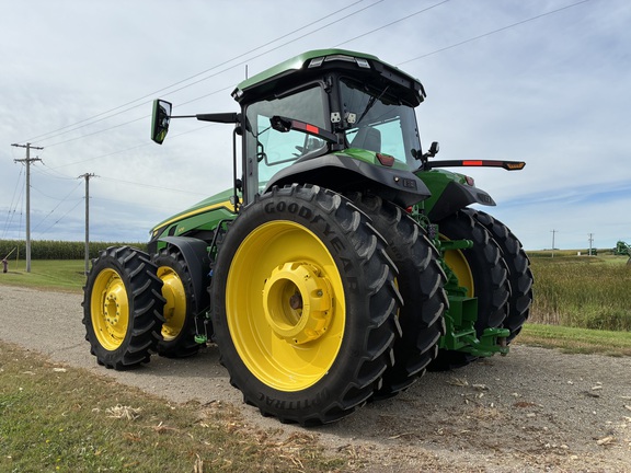 2025 John Deere 8R 370 - Photo7