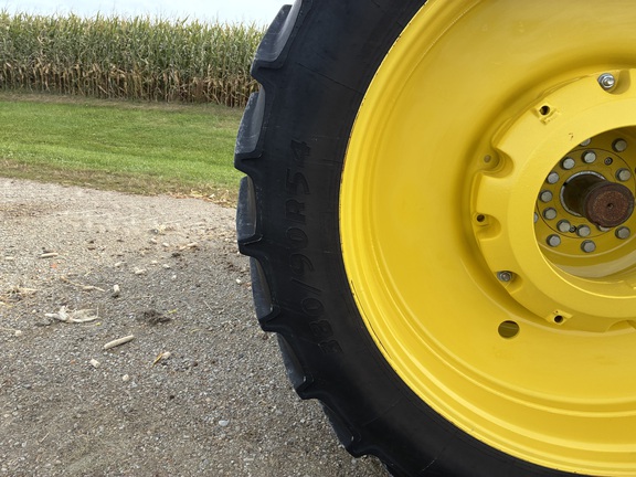 2025 John Deere 8R 370 - Photo18