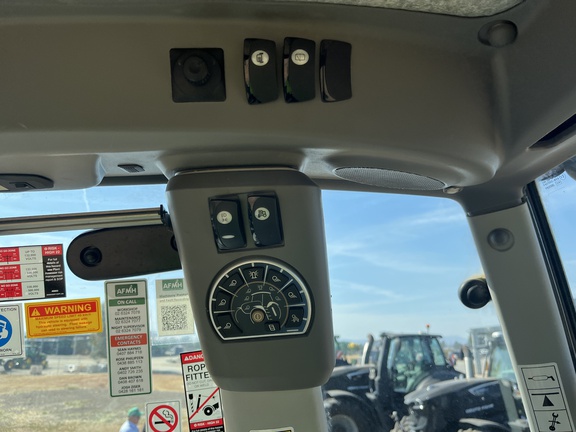 Deutz-Fahr 9340 image 15