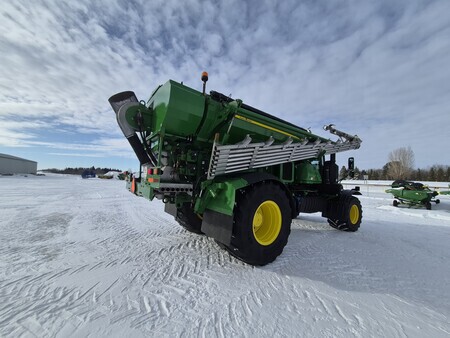 Used 2019 John Deere F4365 Self Propelled Applicators at Horizon Ag & Turf in St. Paul, AB - Photo15