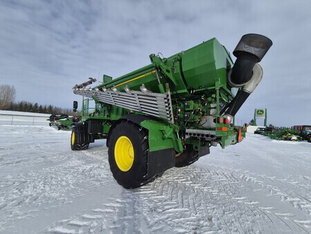 Used 2019 John Deere F4365 Self Propelled Applicators at Horizon Ag & Turf in St. Paul, AB - Photo27