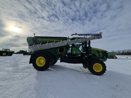 Used 2019 John Deere F4365 Self Propelled Applicators at Horizon Ag & Turf in St. Paul, AB - Photo11