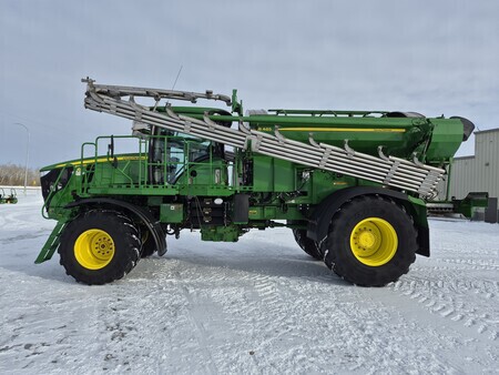 Used 2019 John Deere F4365 Self Propelled Applicators at Horizon Ag & Turf in St. Paul, AB - Photo6