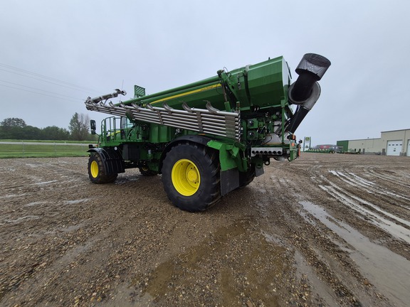 Used 2019 John Deere F4365 Self Propelled Applicators at Horizon Ag & Turf in St. Paul, AB - Photo5