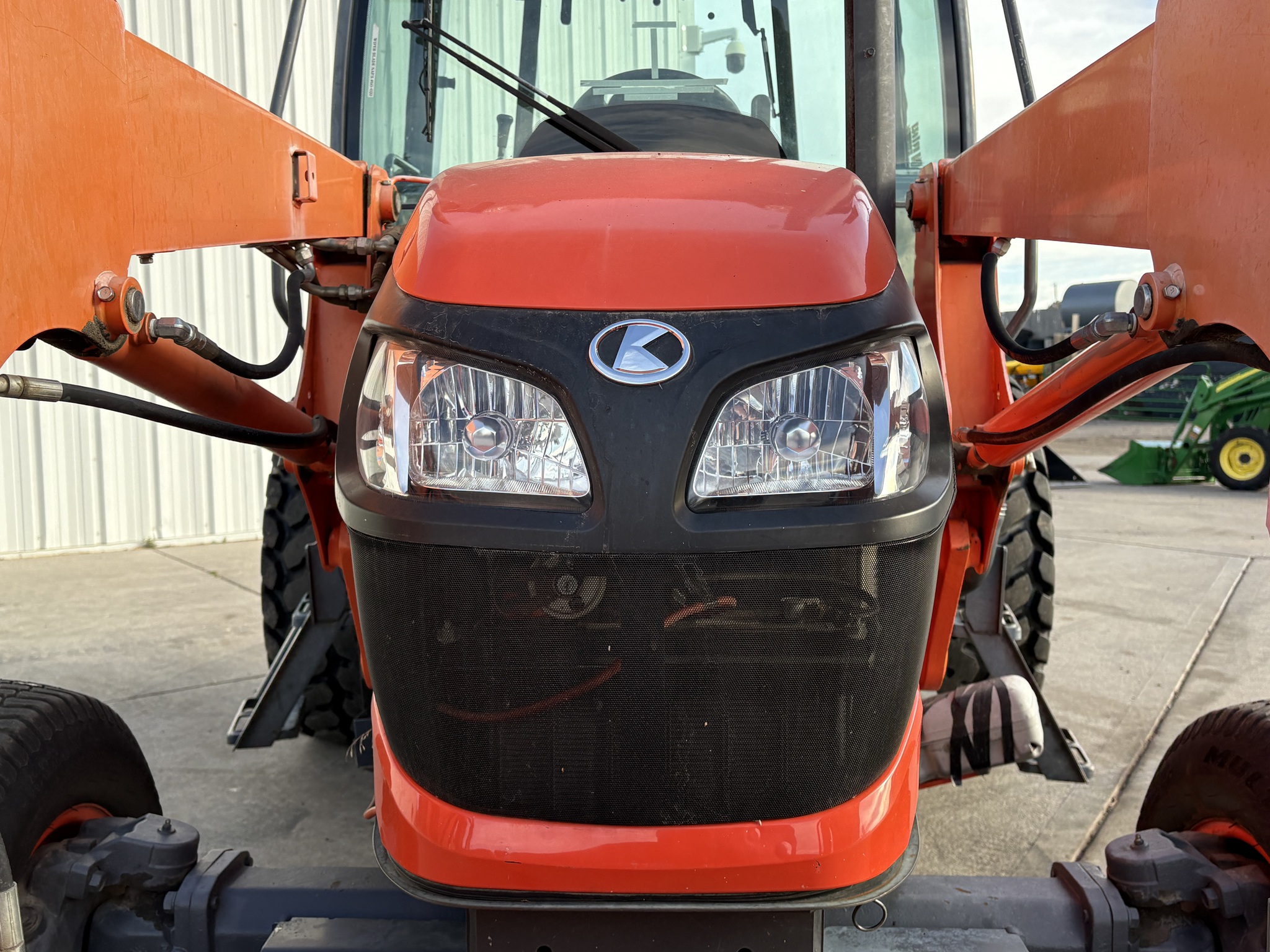 Kubota M7060 Image 13