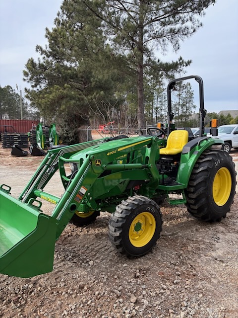 2024 John Deere 4044M Image 3