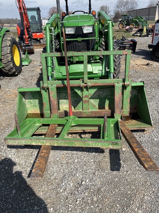 2016 John Deere 5055E