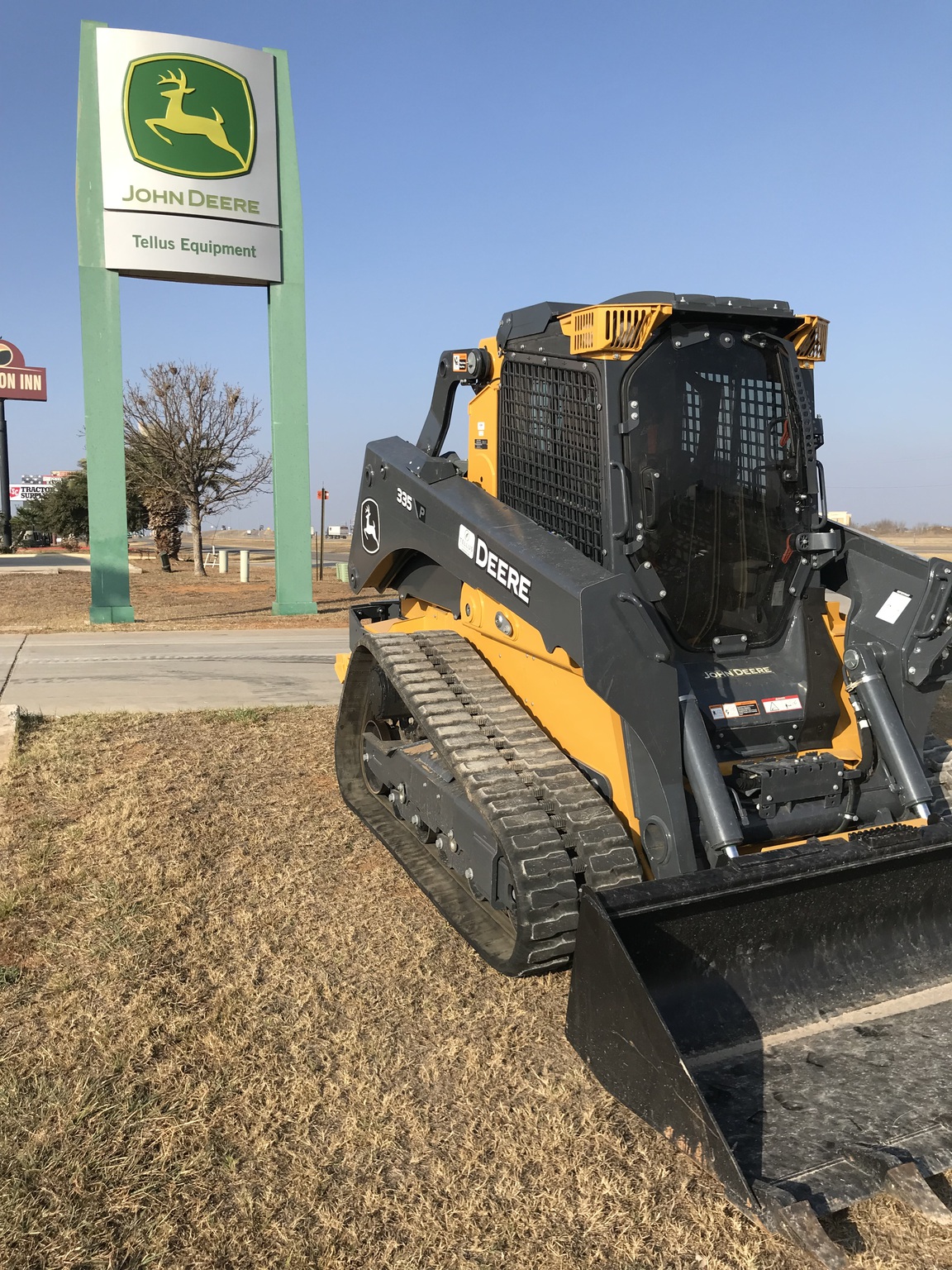 2024 John Deere 335 P Image 2