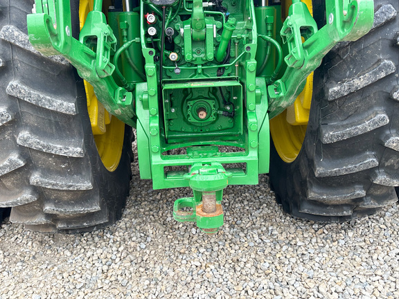 2022 John-Deere 8R 280