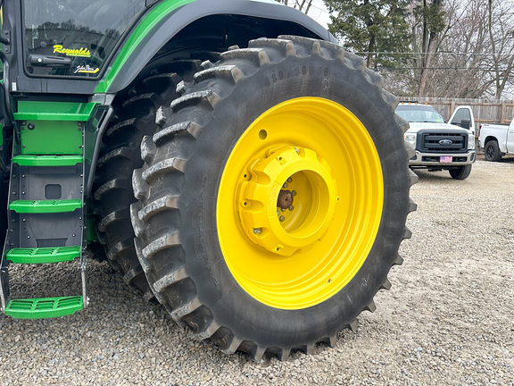 2022 John-Deere 8R 280