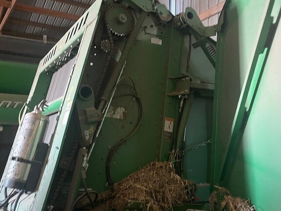 2021 John Deere 560M (3rd thumbnail)