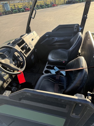 2020 John Deere XUV835E Photo 6