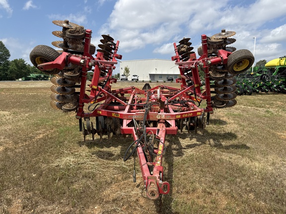 2006 Sunflower 6630