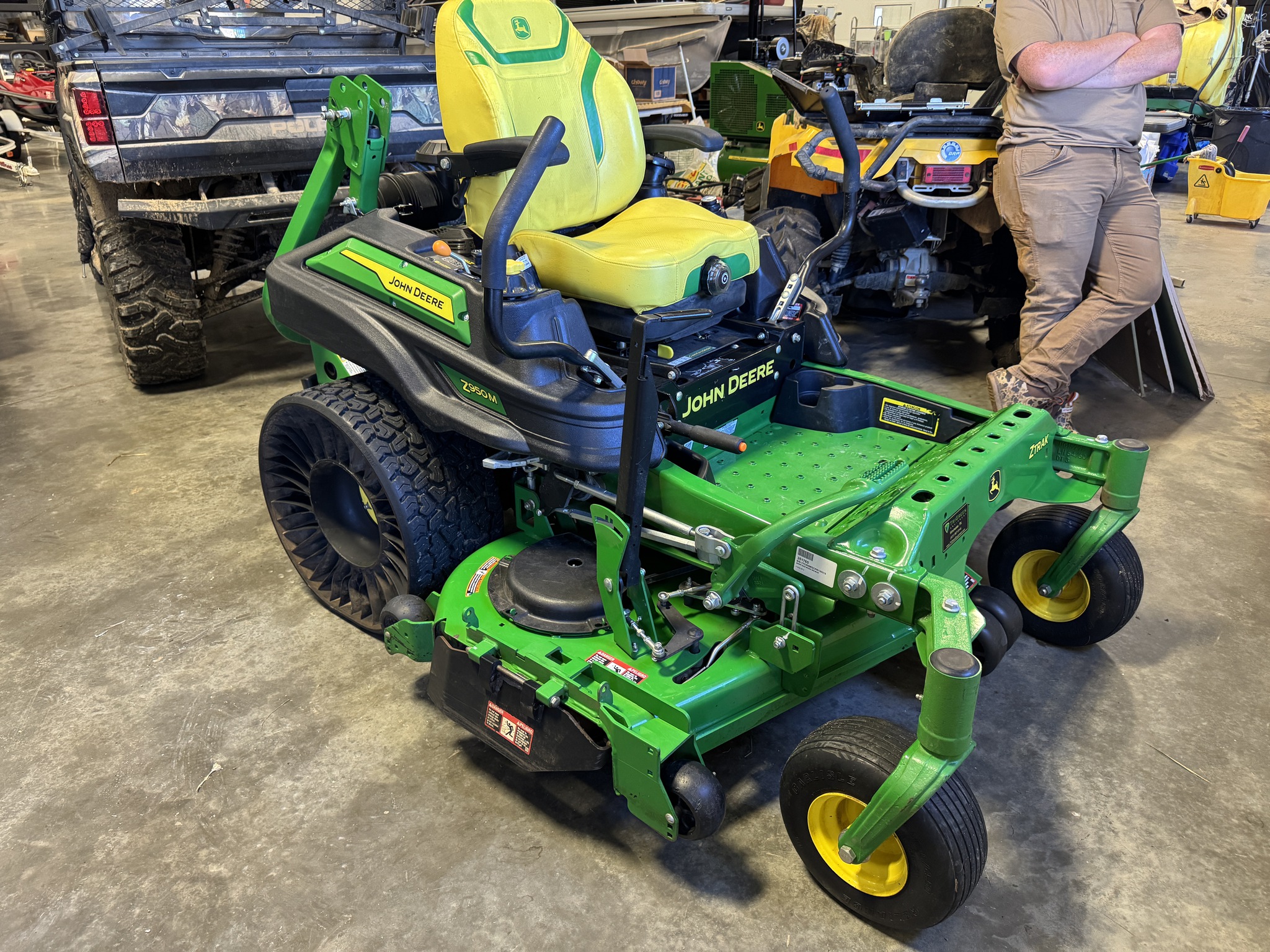 2024 John Deere Z950M