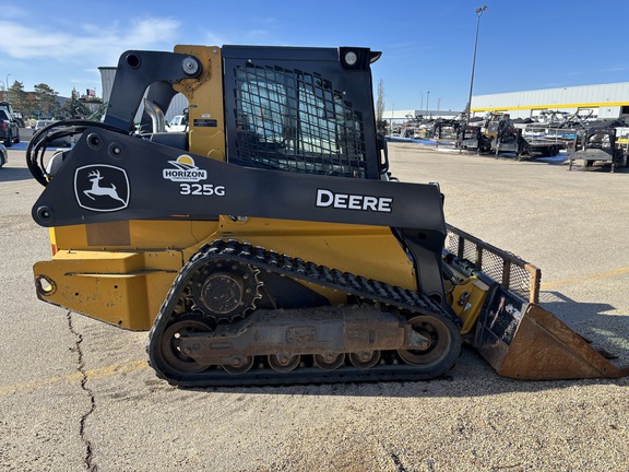Used 2024 John Deere 325G Compact Track Loaders at Horizon Ag & Turf in Edmonton West, AB - Photo8