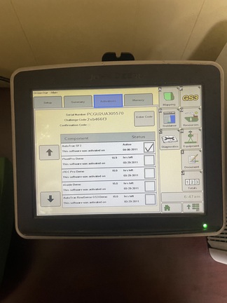 2011 John Deere GS3 2630 Universal Display Photo 2