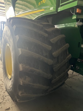 Photo of Firestone 1250/50R32