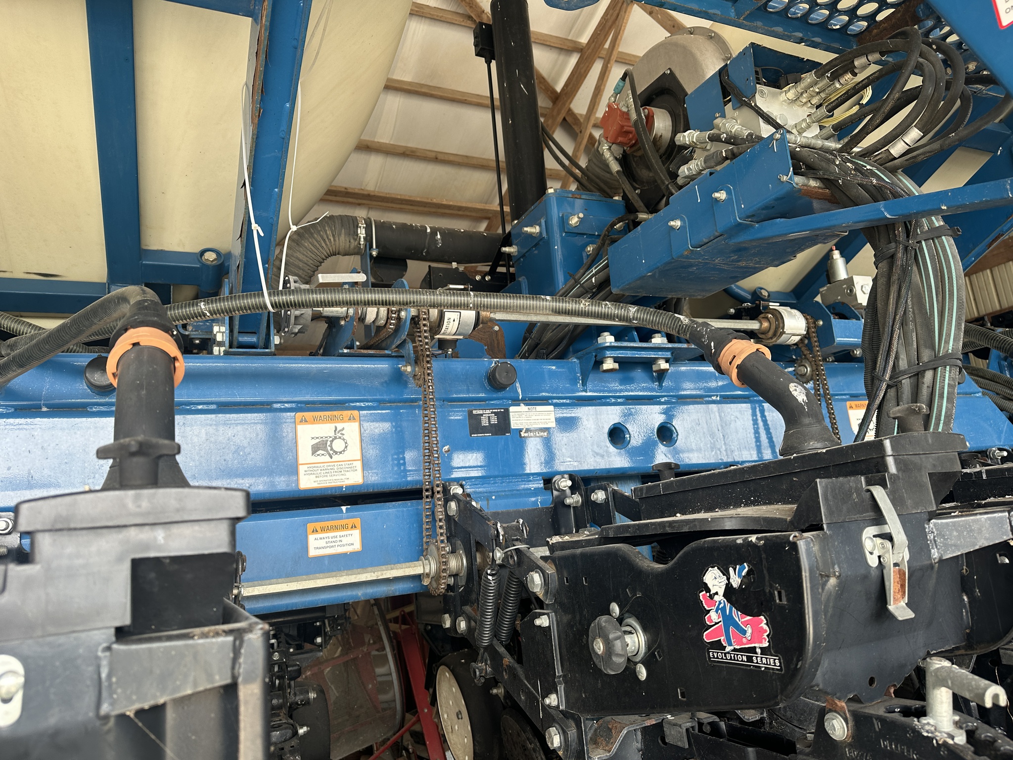 2010 Kinze 3660 Image 8