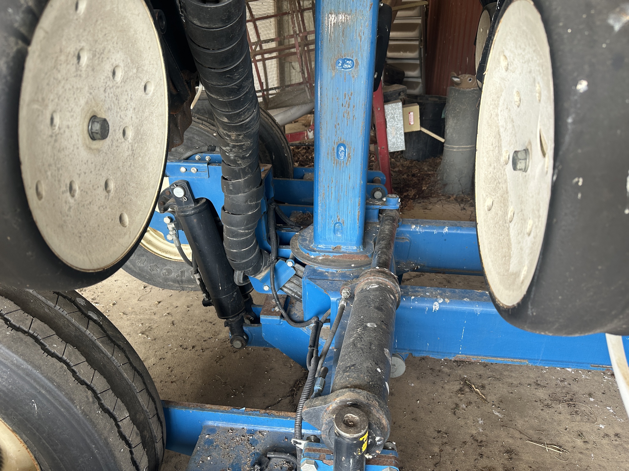 2010 Kinze 3660 Image 15